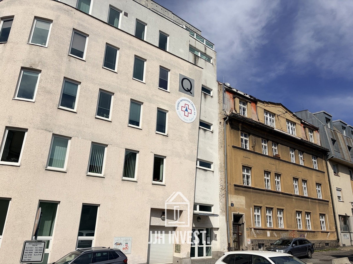 Photo 1 - Commercial property for rent · Office · 112 m²