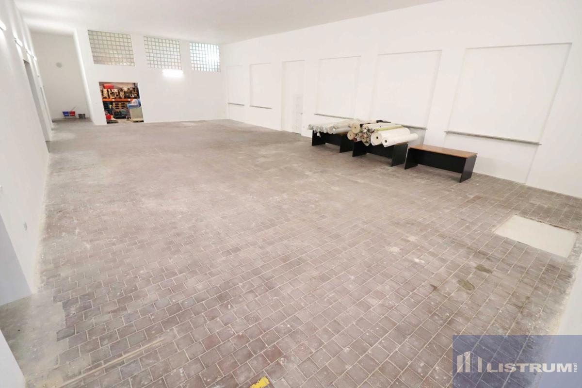Photo 3 - Commercial property for rent · Warehouse · 790 m²