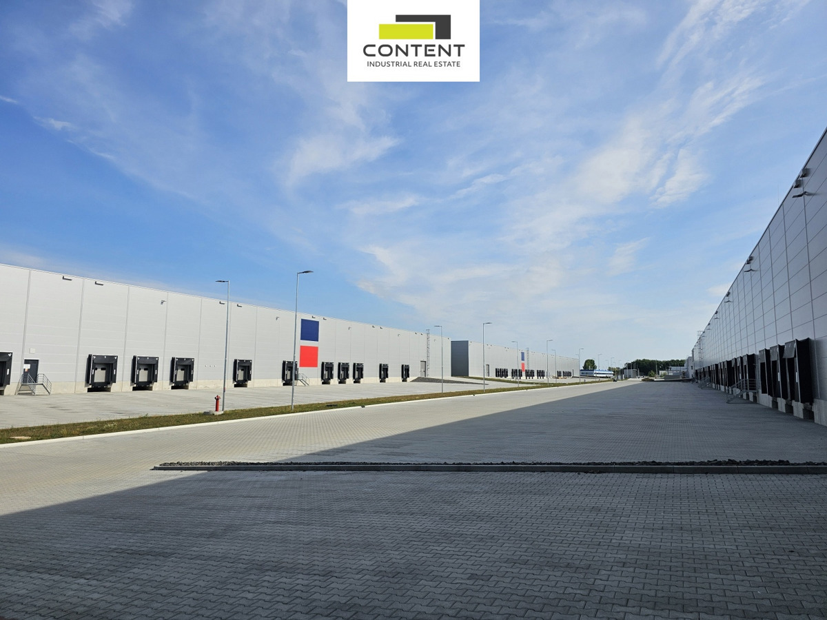 Photo 1 - Commercial property for rent · 3 500 m²