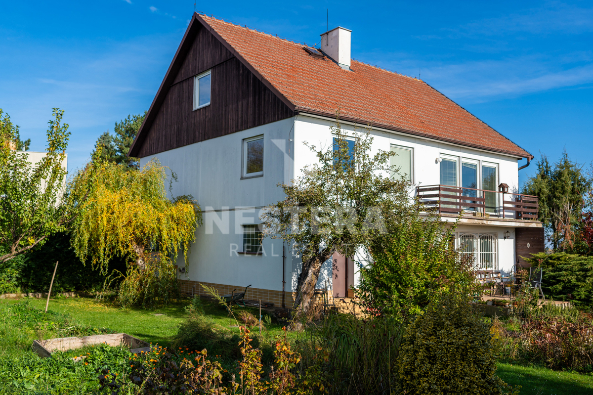 Fotografie 1 - Prodej domu · Rodinný · 240 m² · 5 pokojů
