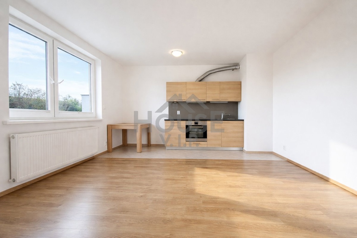 Фото 3 - Продаж квартири · 2+kk · 51 m²