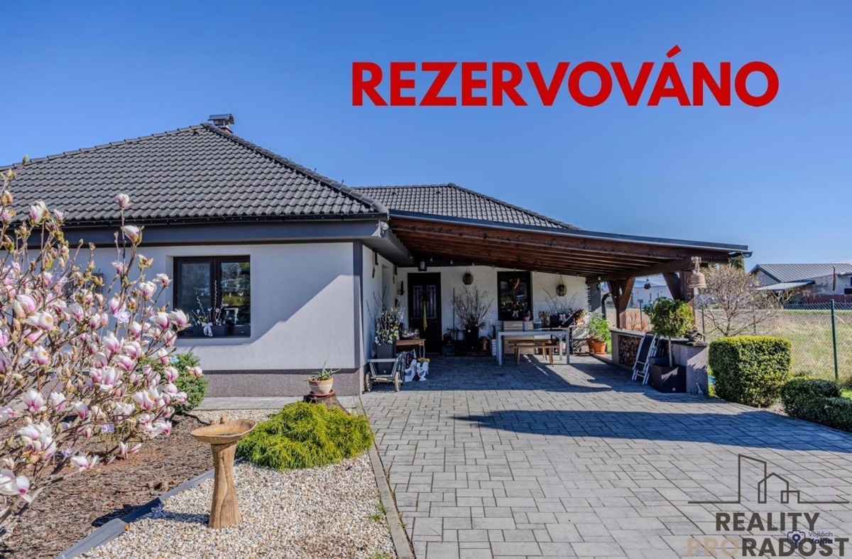Фото 1 - Продажа дома · Семейный дом · 195 m² · 5 комнат