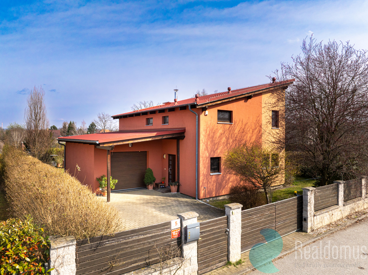 Fotografie 2 - Prodej domu · Rodinný · 147 m² · 4 pokoje