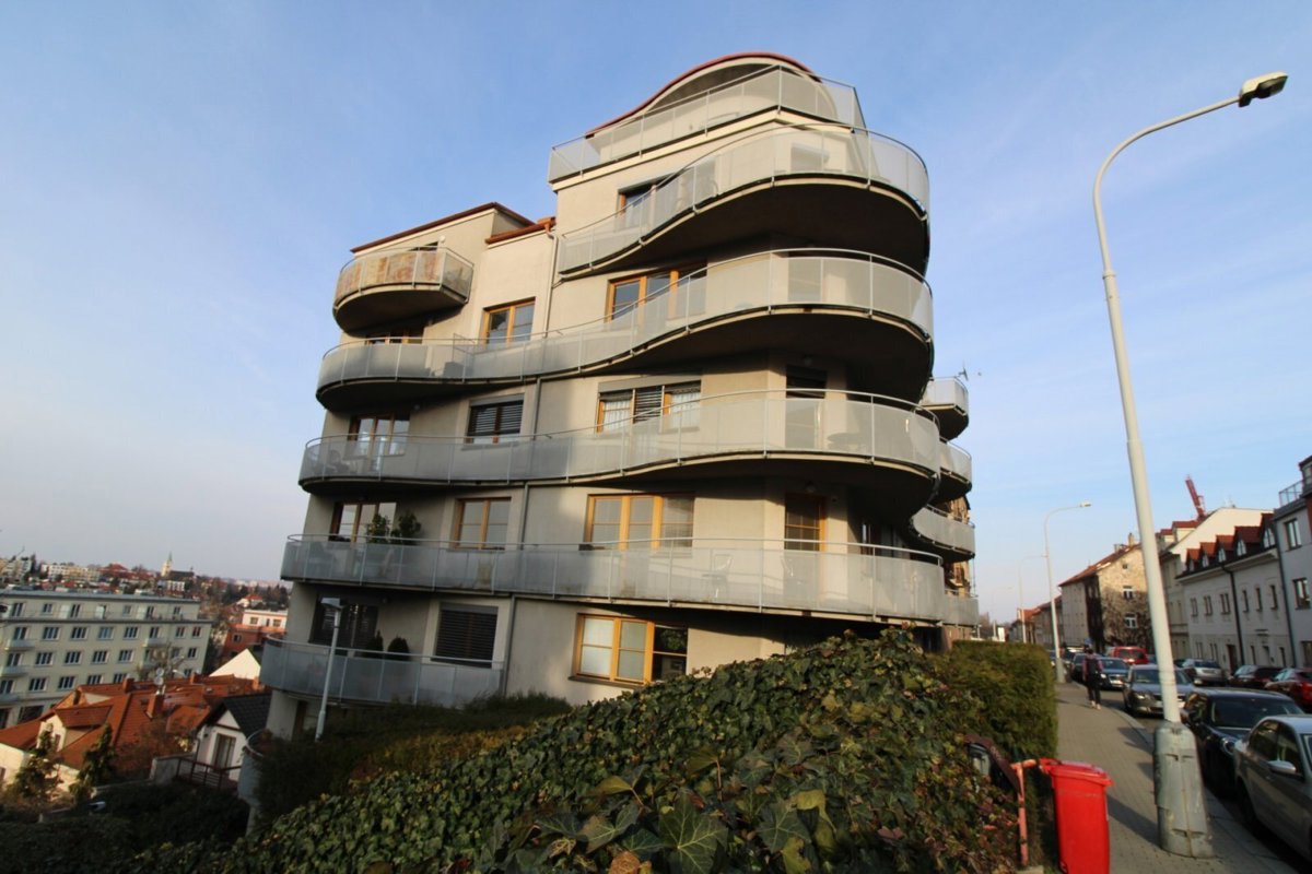 Photo 1 - Apartment for rent · 2+kk · 75 m²