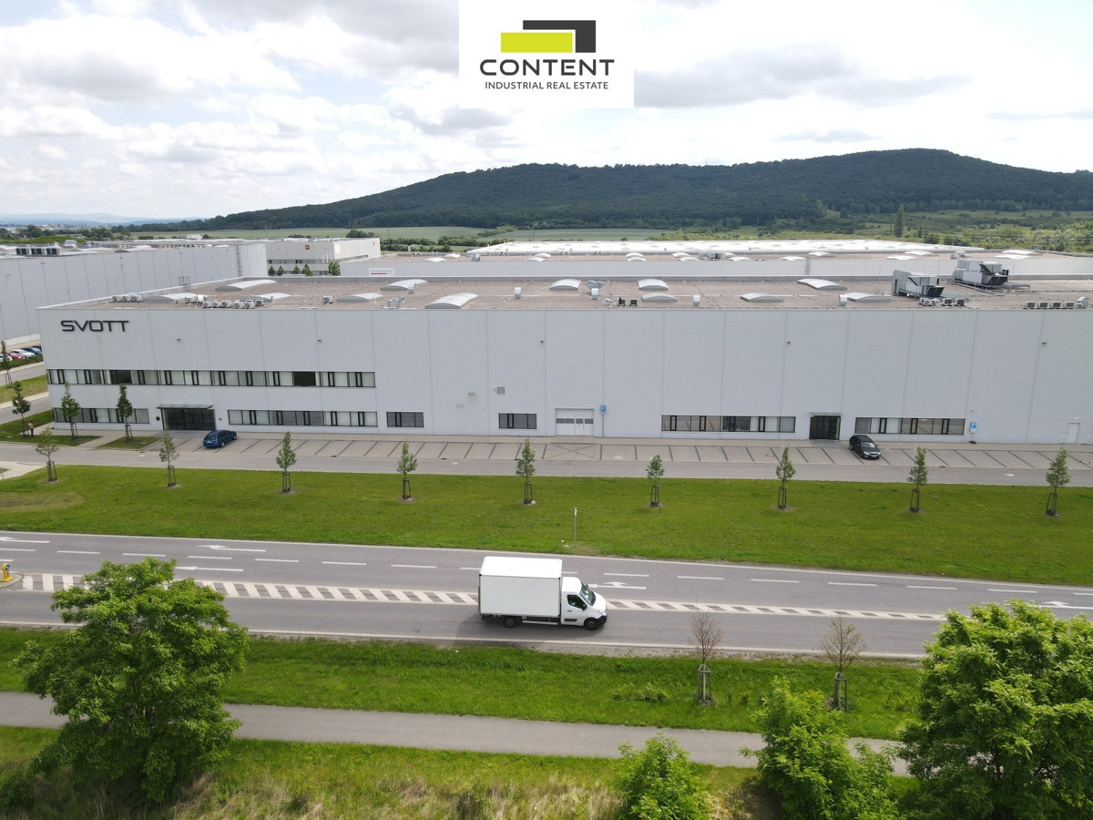 Photo 1 - Commercial property for rent · 4 724 m²