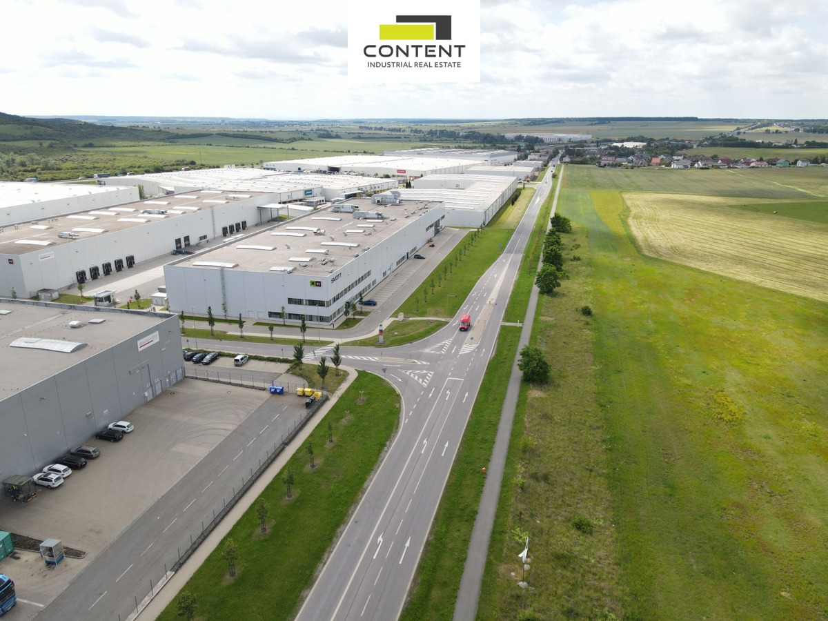 Photo 2 - Commercial property for rent · 4 724 m²