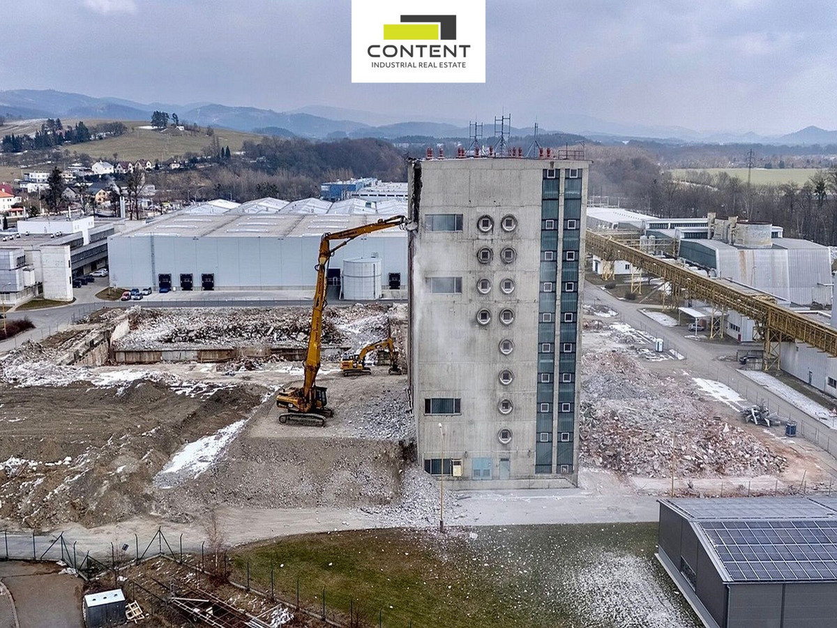 Photo 2 - Commercial property for rent · 15 800 m²