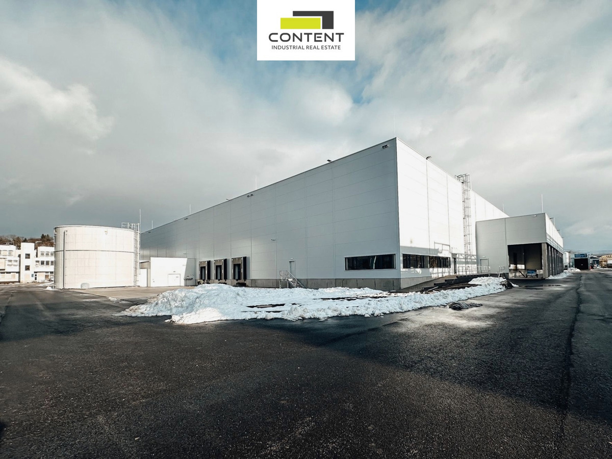 Photo 3 - Commercial property for rent · 15 800 m²