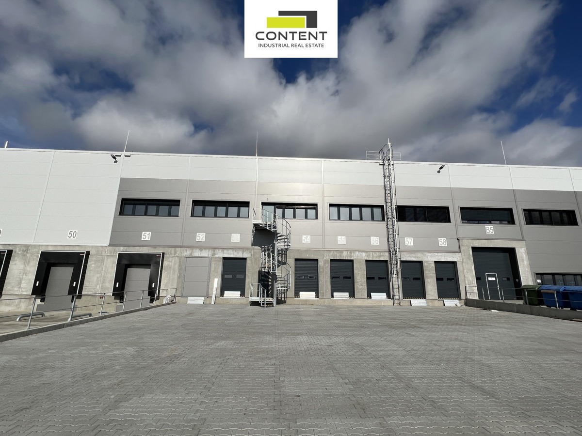 Photo 2 - Commercial property for rent · 7 600 m²