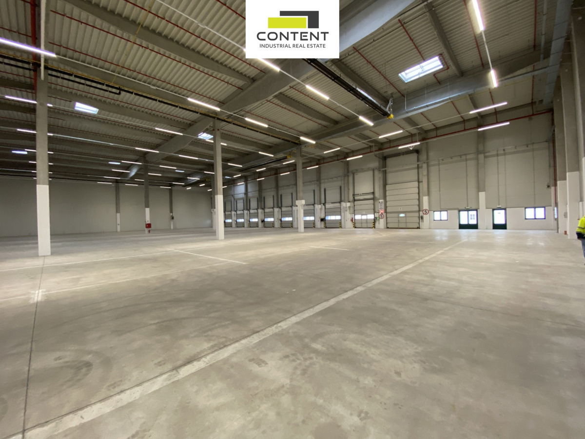 Hình ảnh 1 - Bất động sản thương mại cho thuê · 6 766 m²