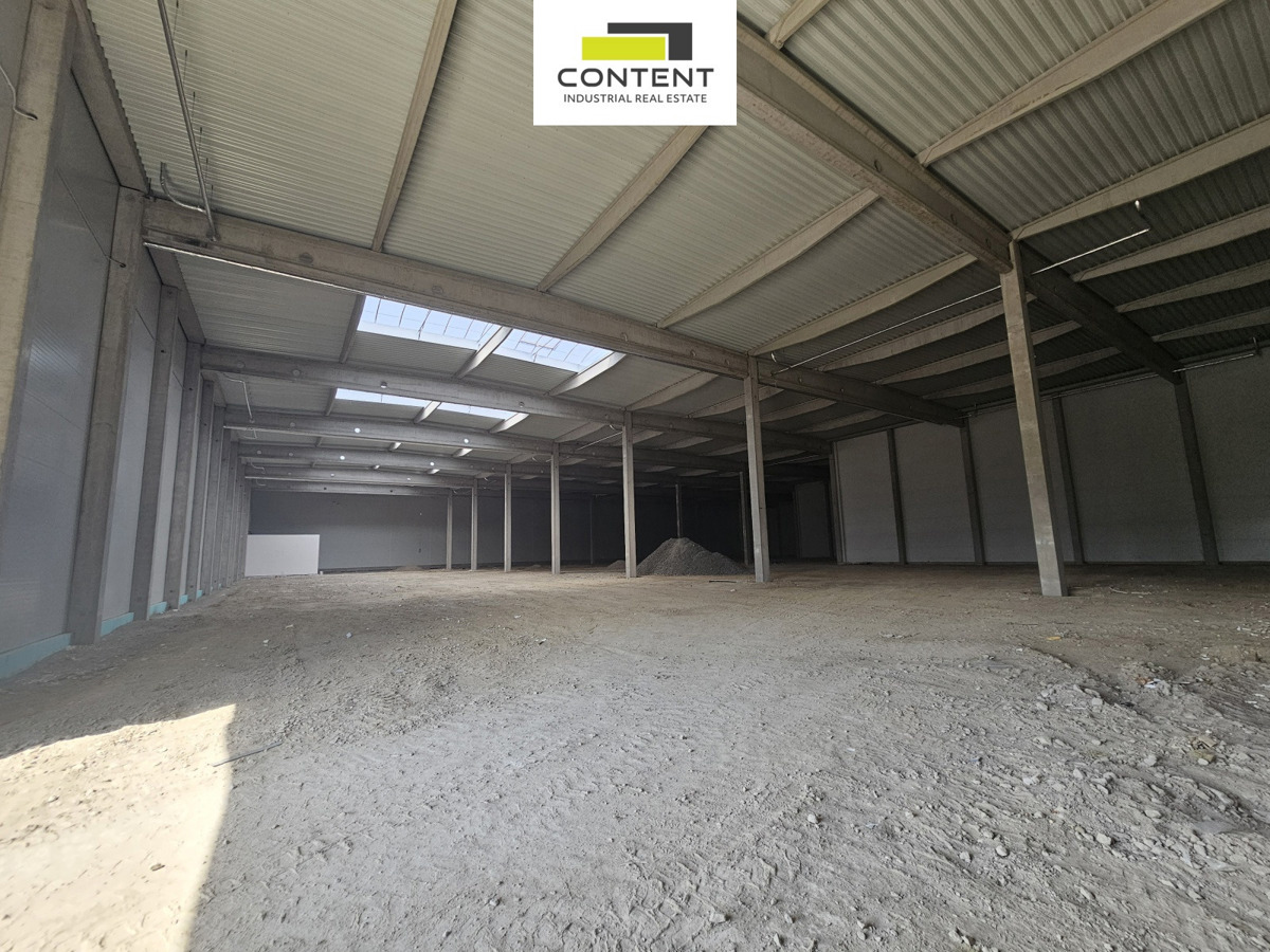 Photo 1 - Commercial property for rent · 3 504 m²