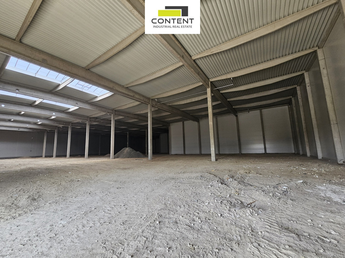 Photo 3 - Commercial property for rent · 3 504 m²