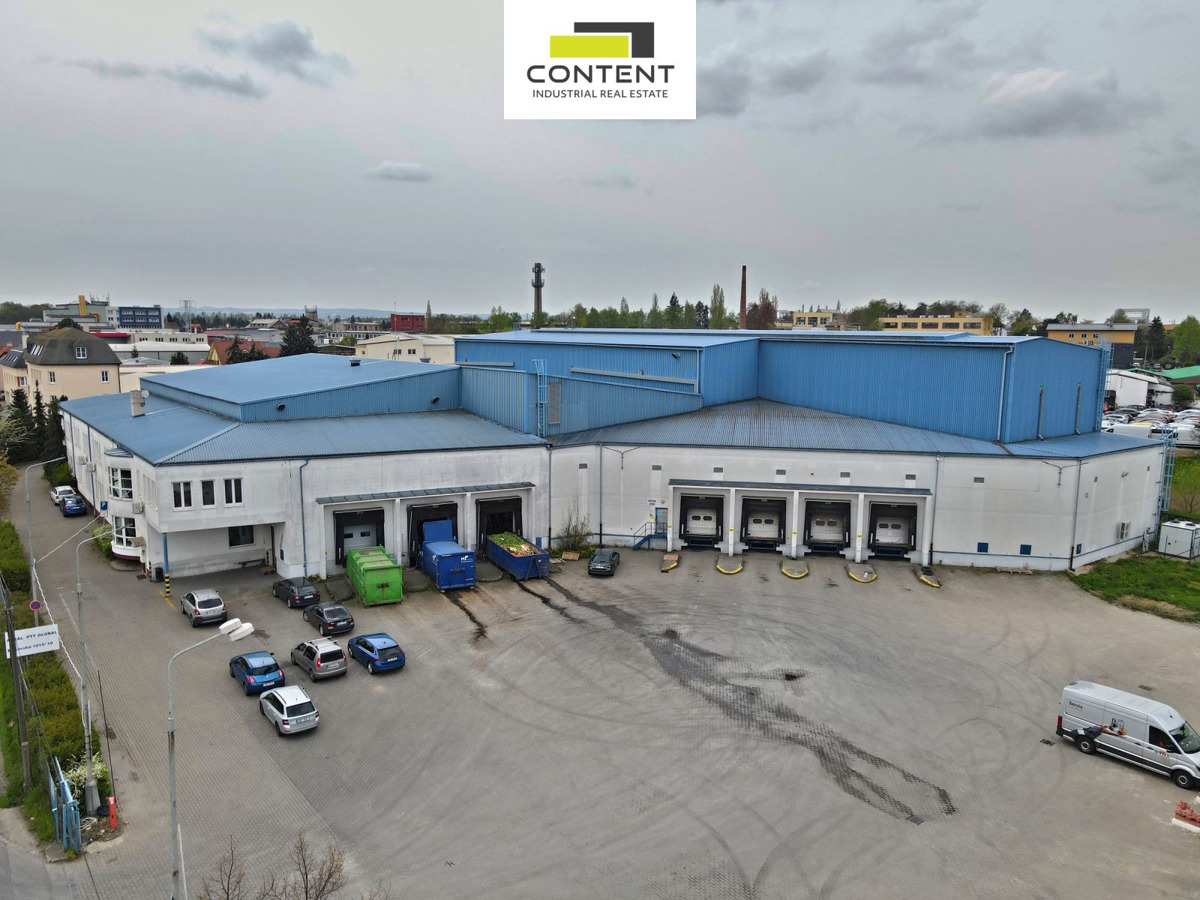 Photo 1 - Commercial property for rent · Warehouse · 4 712 m²