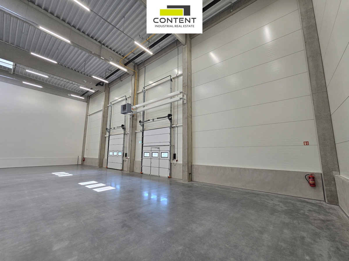 Photo 1 - Commercial property for rent · 816 m²