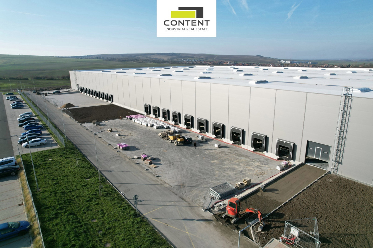 Fotografie 1 - Pronájem komerční nemovitosti · 11 000 m²