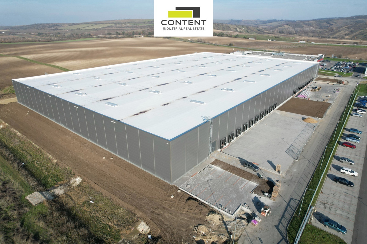 Fotografie 4 - Pronájem komerční nemovitosti · 11 000 m²