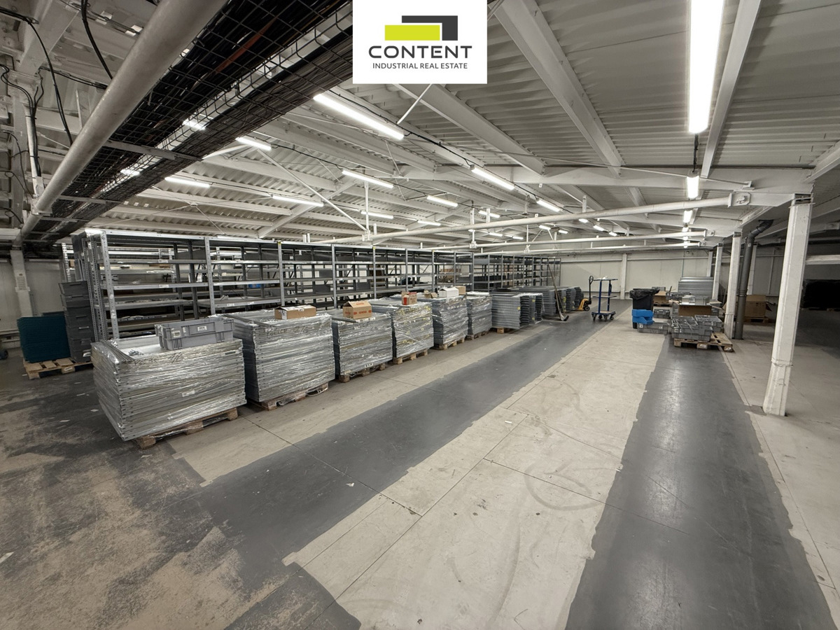 Photo 1 - Commercial property for rent · 3 922 m²