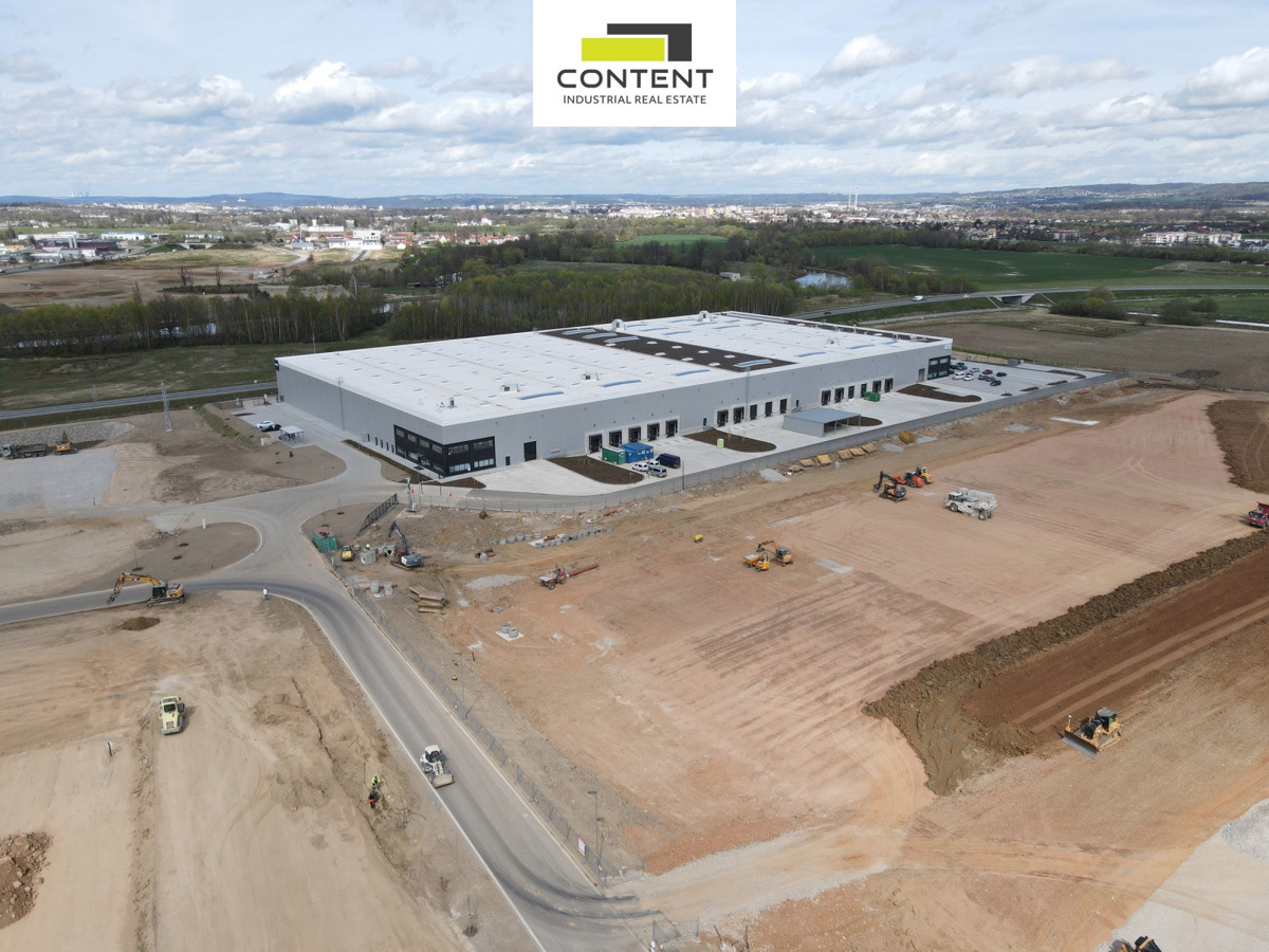 Fotografie 4 - Pronájem komerční nemovitosti · 6 810 m²