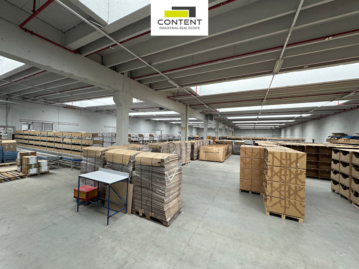 Photo 1 - Commercial property for rent · 11 000 m²