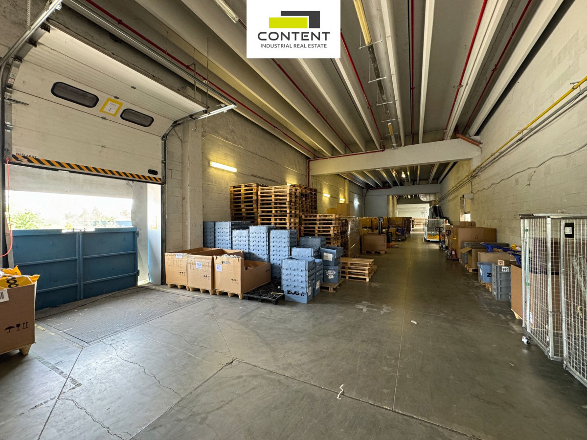 Photo 2 - Commercial property for rent · 11 000 m²
