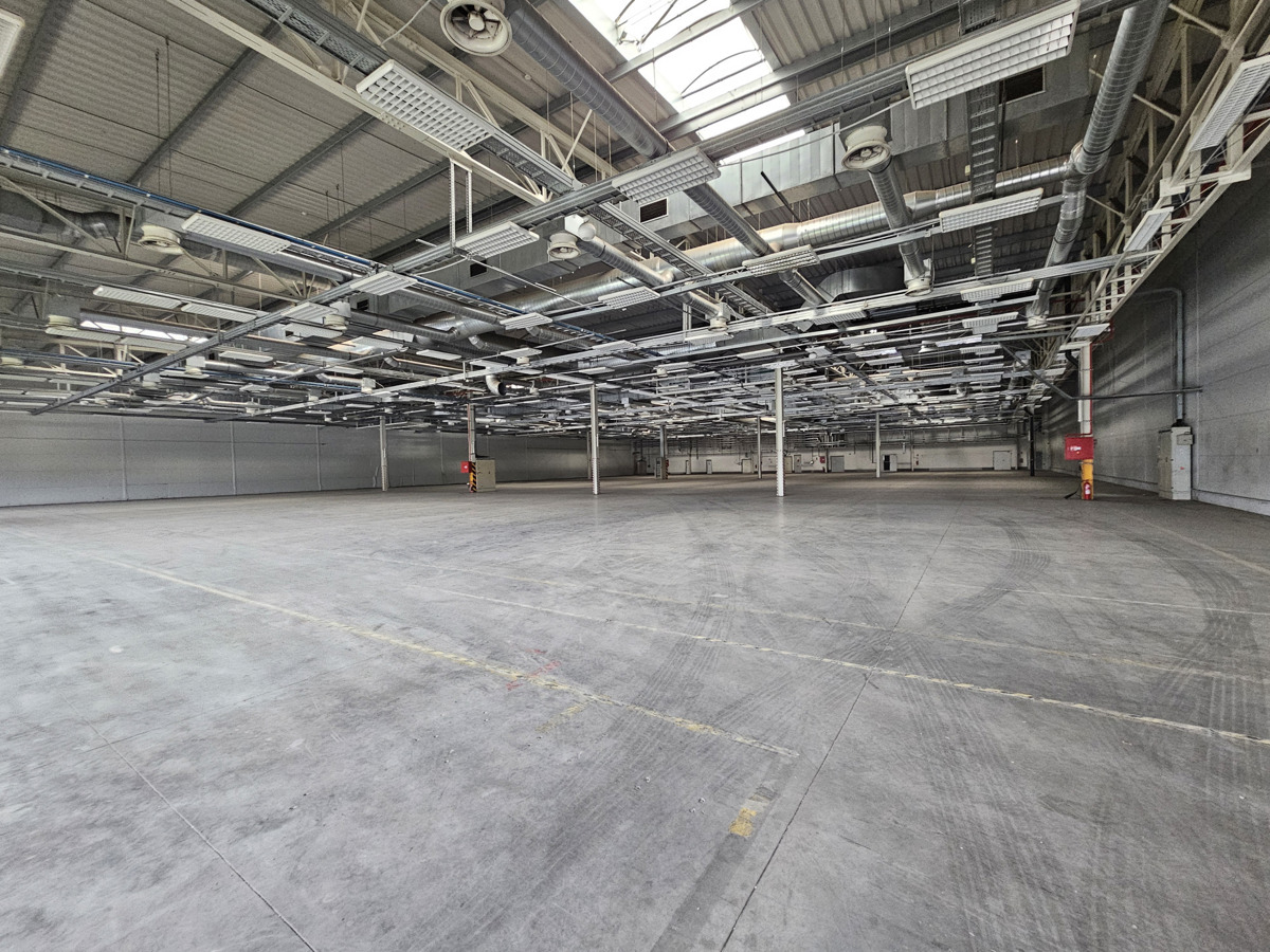 Hình ảnh 2 - Bất động sản thương mại cho thuê · 1 990 m²