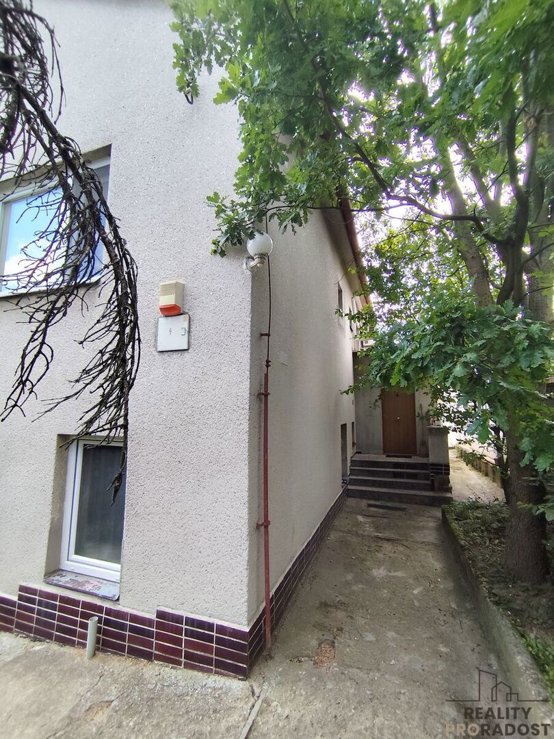 Photo 4 - House for sale · Family house · 395 m² · 5 rooms