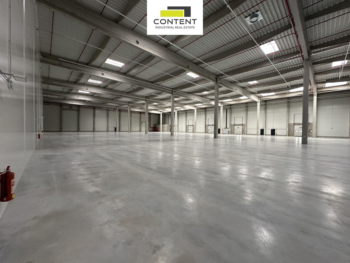 Hình ảnh 2 - Bất động sản thương mại cho thuê · 3 300 m²