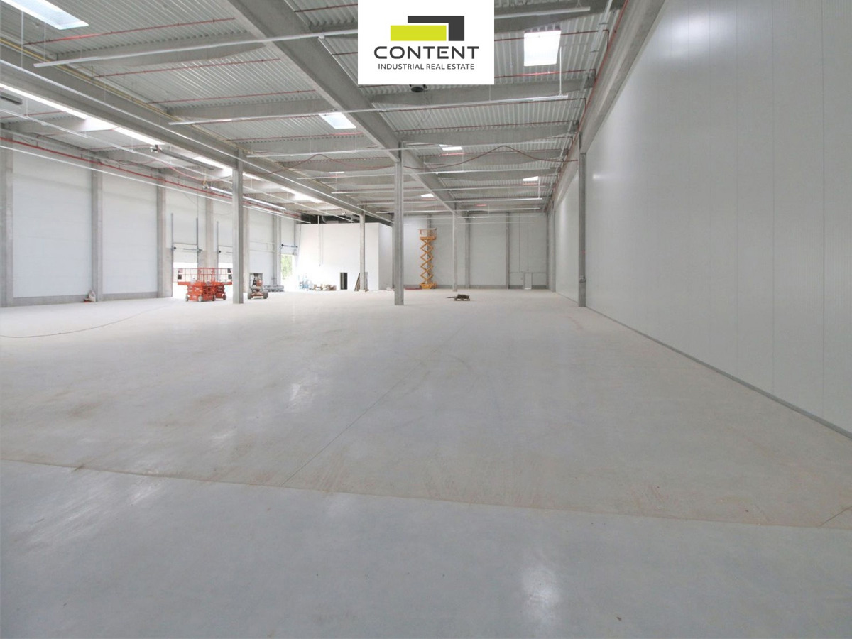 Photo 1 - Commercial property for rent · 1 800 m²