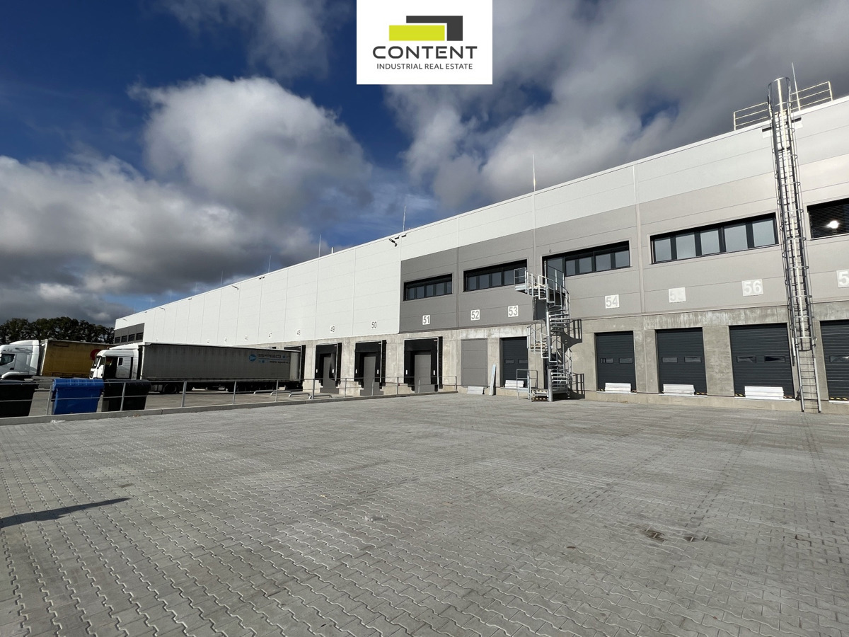 Fotografie 3 - Pronájem komerční nemovitosti · 2 940 m²