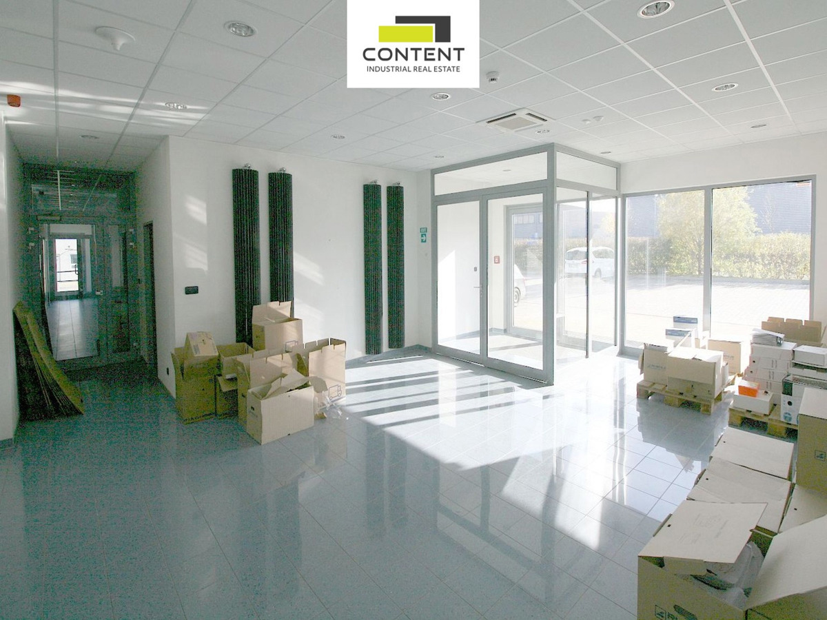 Photo 3 - Commercial property for rent · 23 569 m²