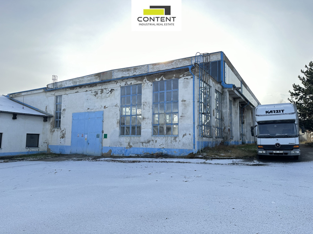Fotografie 2 - Pronájem komerční nemovitosti · Sklad · 1 500 m²