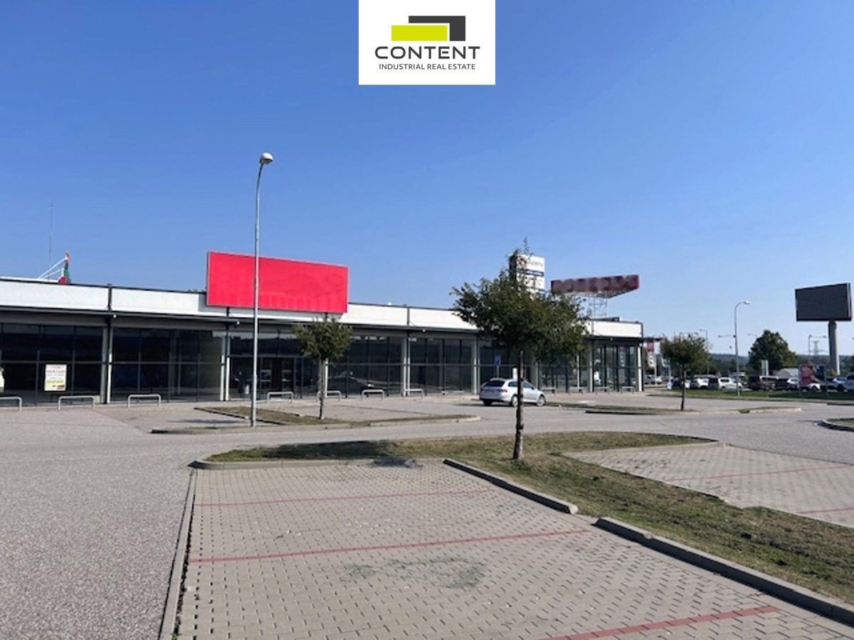 Fotografie 2 - Pronájem komerční nemovitosti · 477 m²