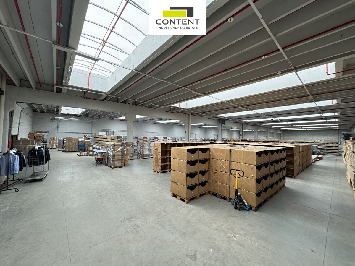Photo 1 - Commercial property for rent · 4 000 m²