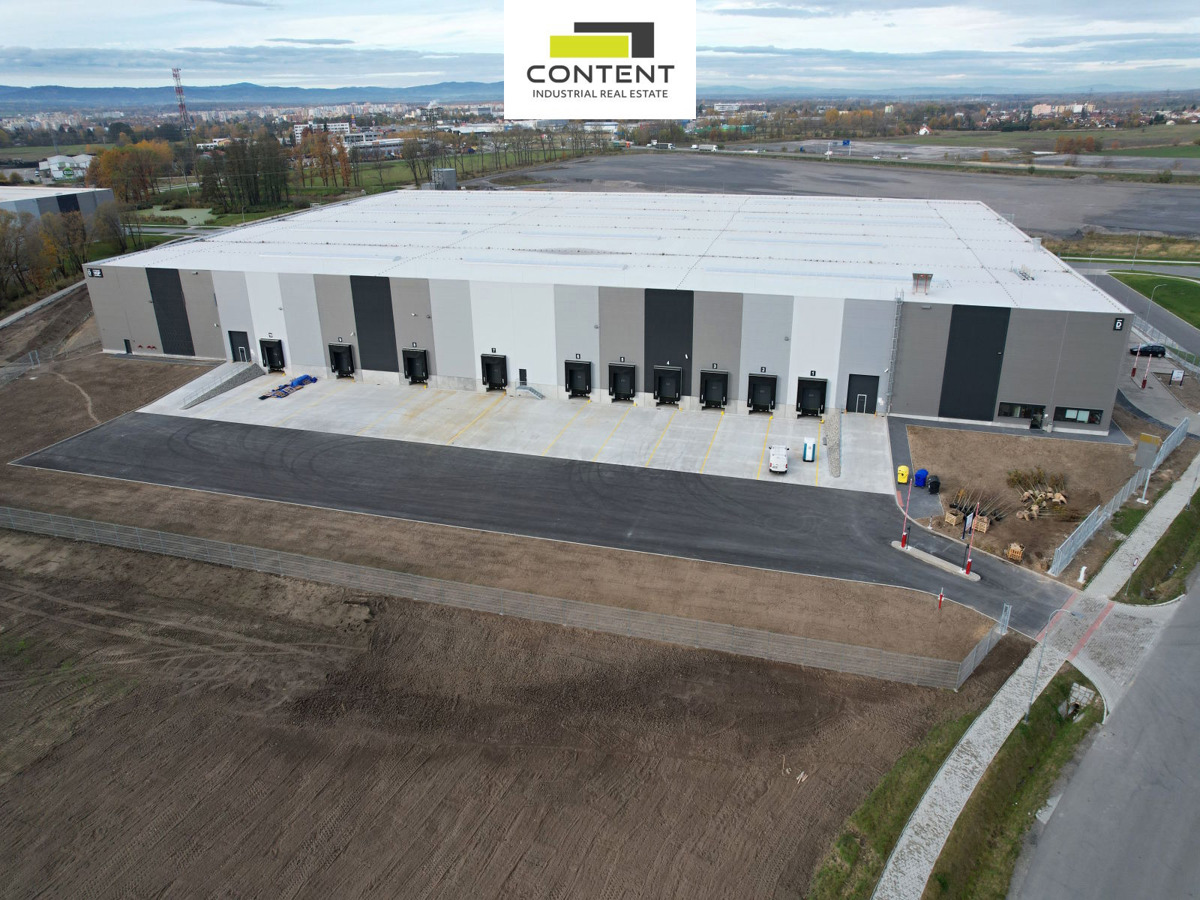 Photo 1 - Commercial property for rent · 4 100 m²