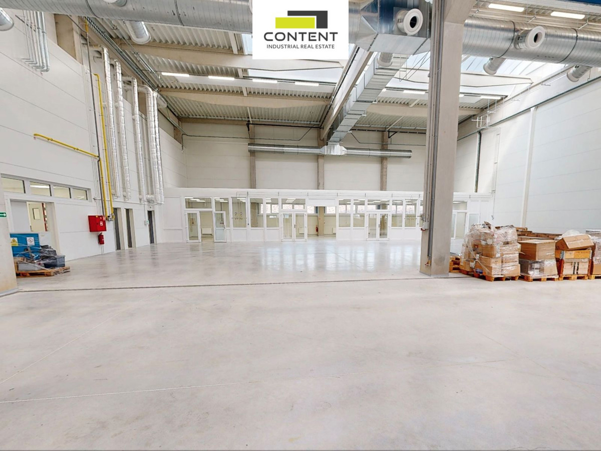 Photo 4 - Commercial property for rent · 4 500 m²