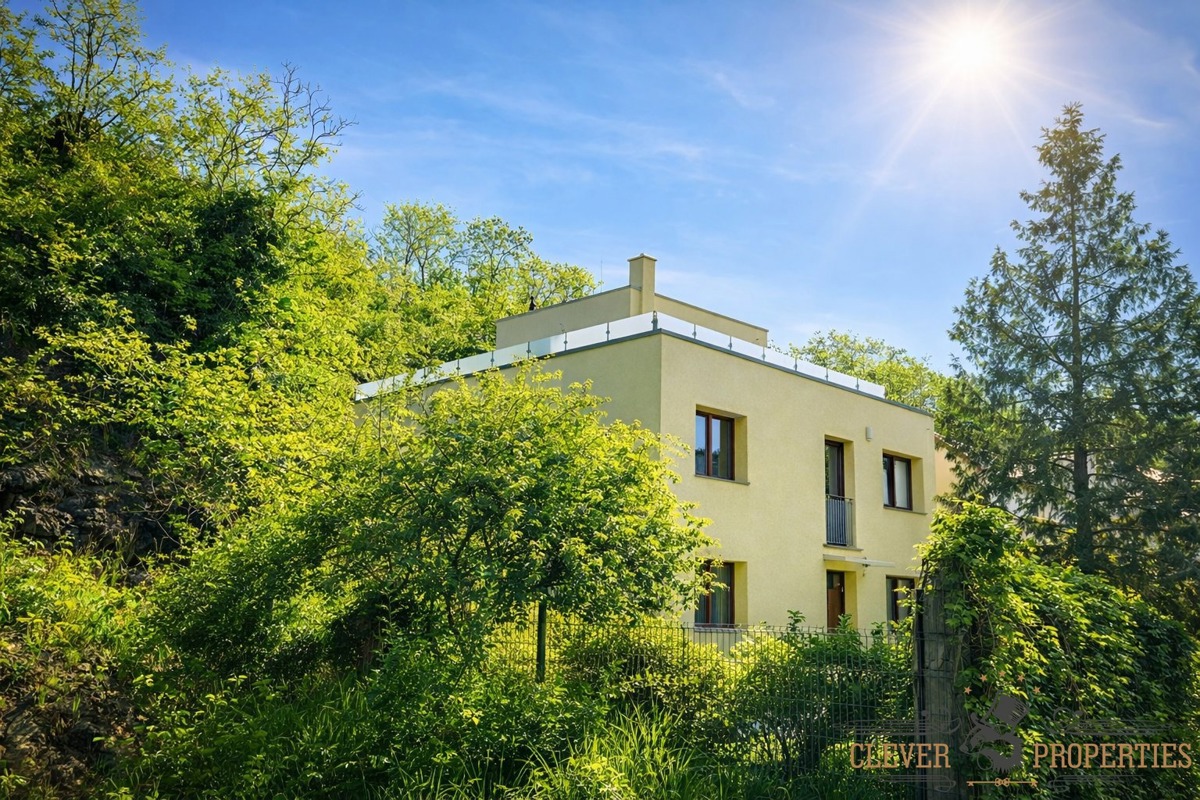 Фото 2 - Продажа дома · Семейный дом · 260 m² · 5 комнат
