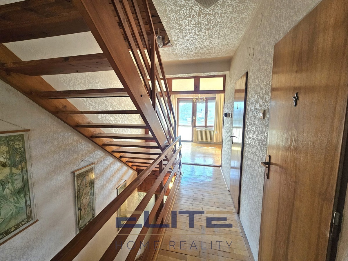 Фото 4 - Продаж будинку · Сімейний будинок · 225 m² · 5 кімнат