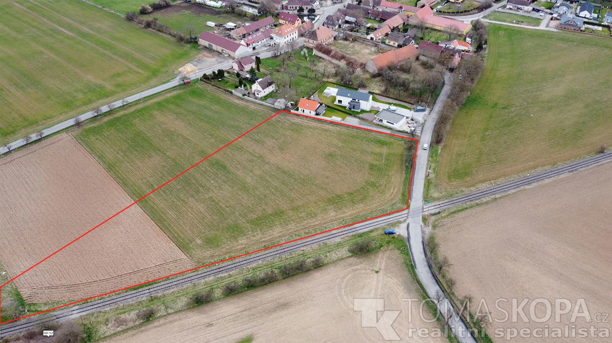 Photo 2 - Land for sale · Housings · 9 294 m²