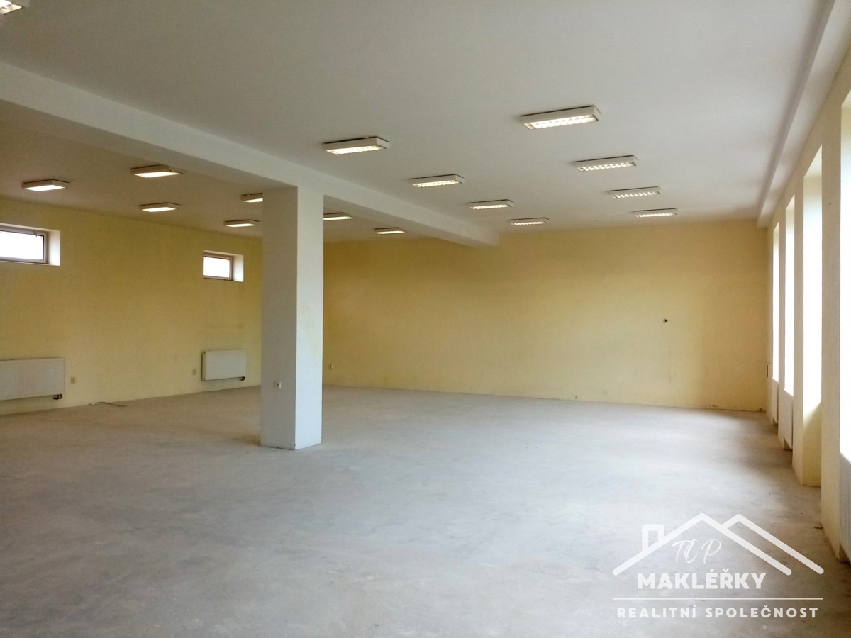 Photo 2 - Commercial property for rent · 135 m²