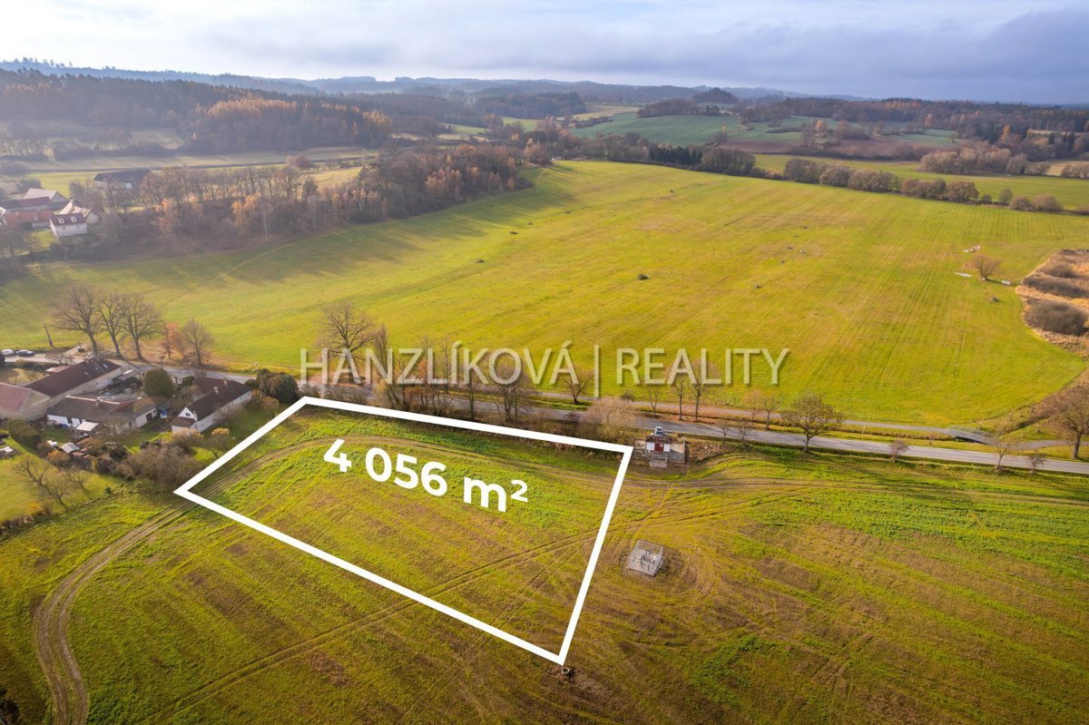 Photo 1 - Land for sale · Housings · 4 056 m²