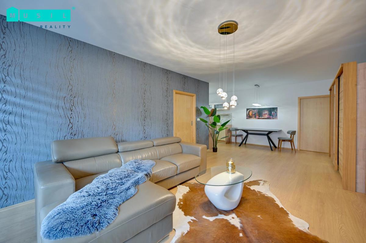 Fotografie 2 - Pronájem bytu · 2+kk · 68 m²