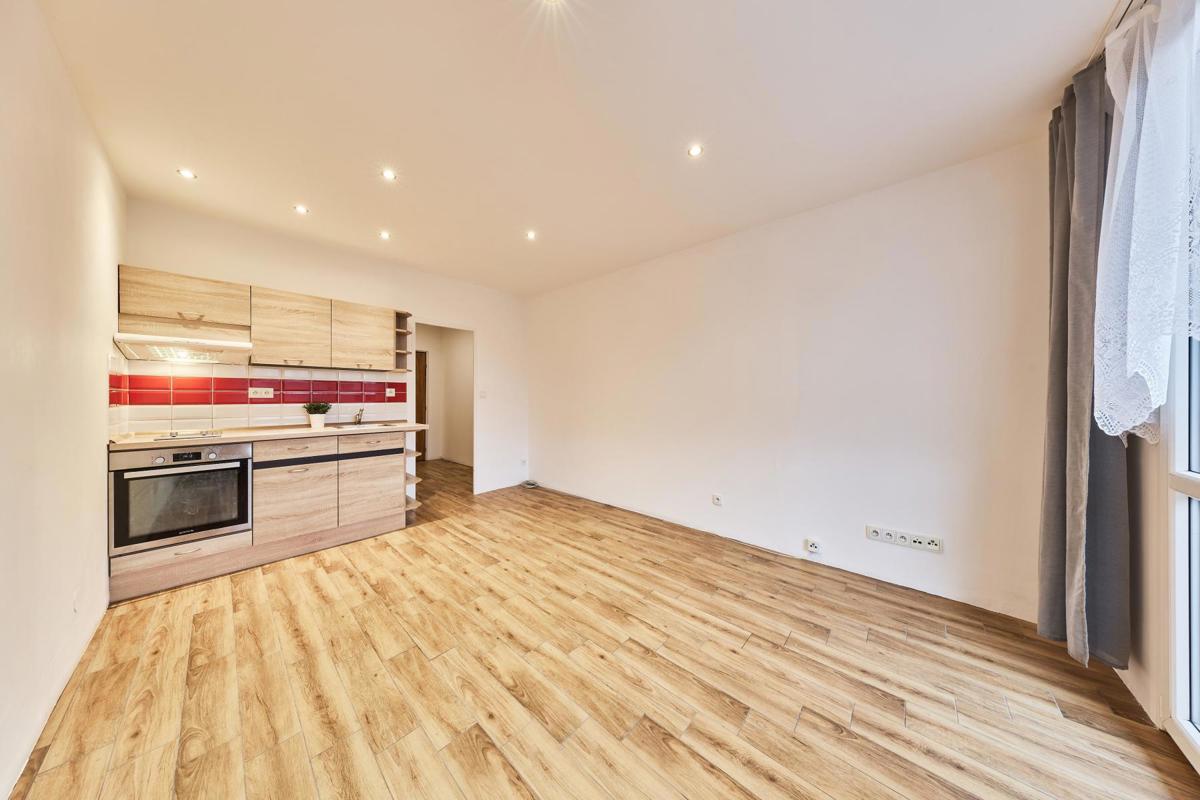 Photo 2 - Apartment for sale · 1+kk · 26 m²