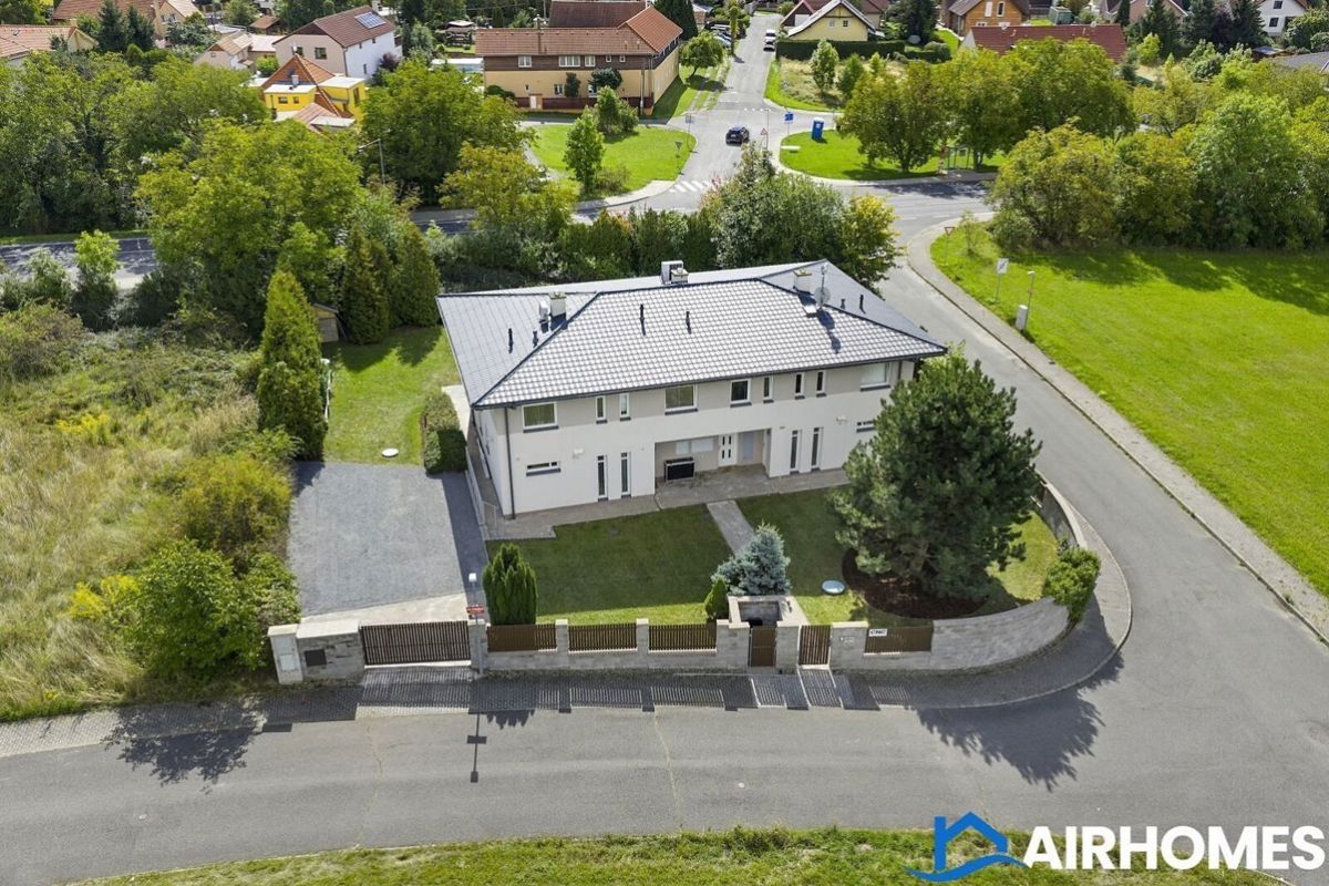Photo 3 - House for sale · Family house · 372 m² · 5 rooms