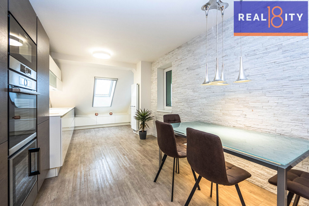 Photo 2 - Apartment for sale · 4+kk · 139 m²