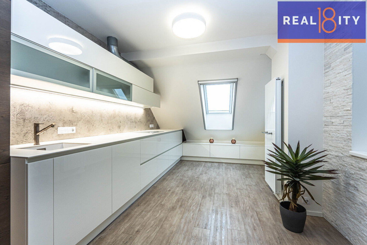 Photo 4 - Apartment for sale · 4+kk · 139 m²