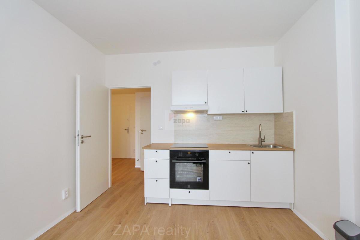 Фото 3 - Аренда квартиры · 3+kk · 64 m²