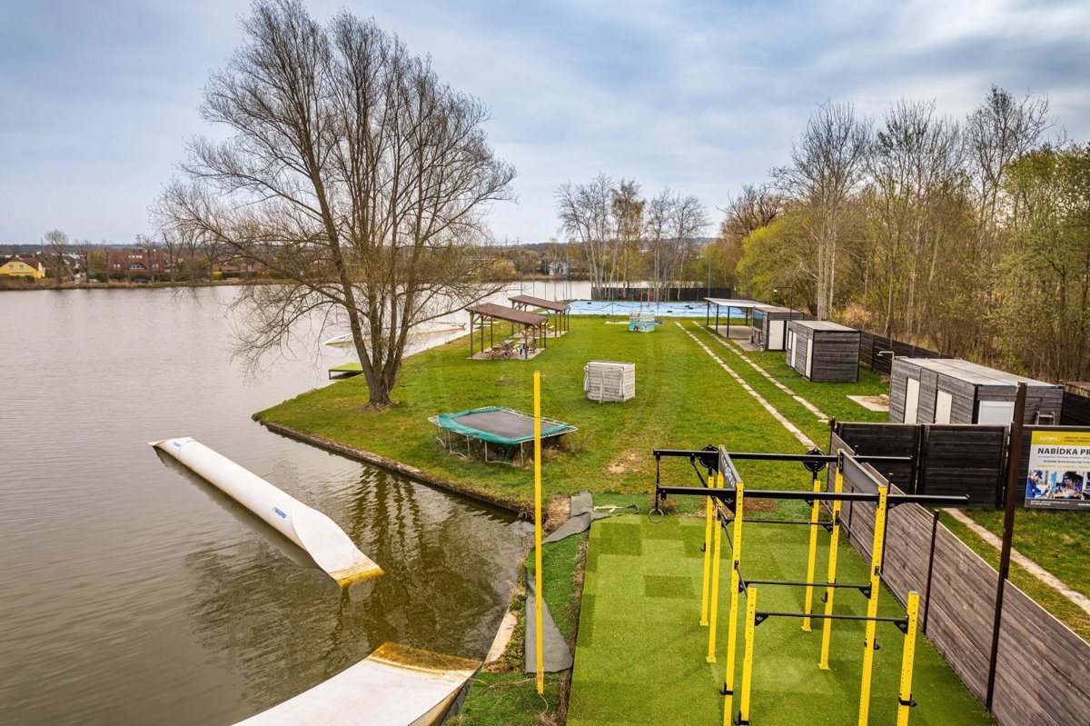 Fotografie 3 - Pronájem komerční nemovitosti · 3 000 m²
