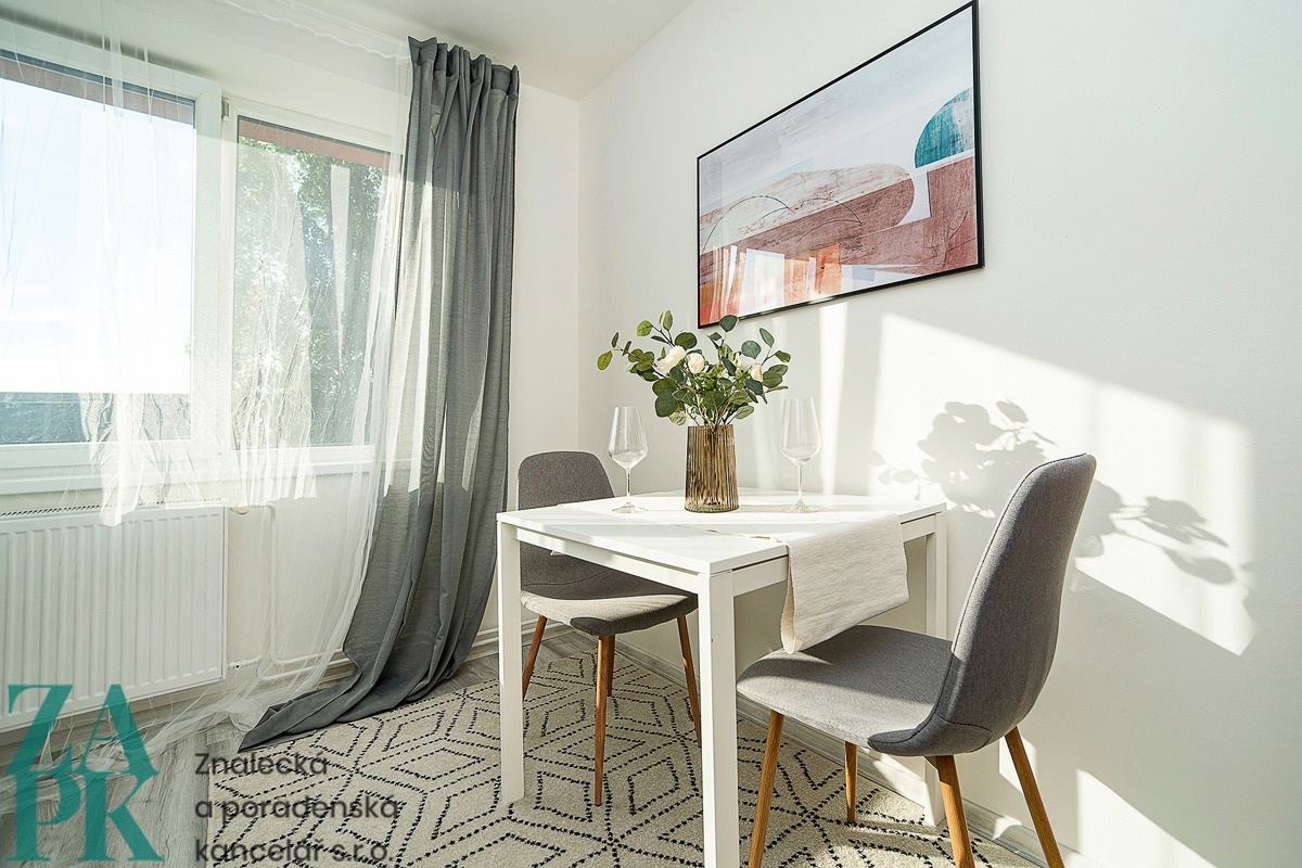 Photo 2 - Apartment for rent · 1+kk · 33 m²