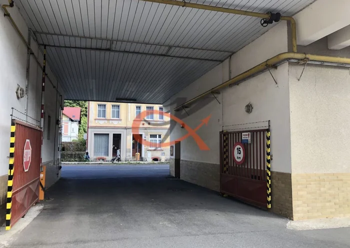 Hình ảnh 4 - Bất động sản thương mại cho thuê · 100 m²