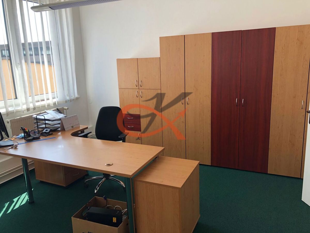 Photo 2 - Commercial property for rent · Office · 68 m²
